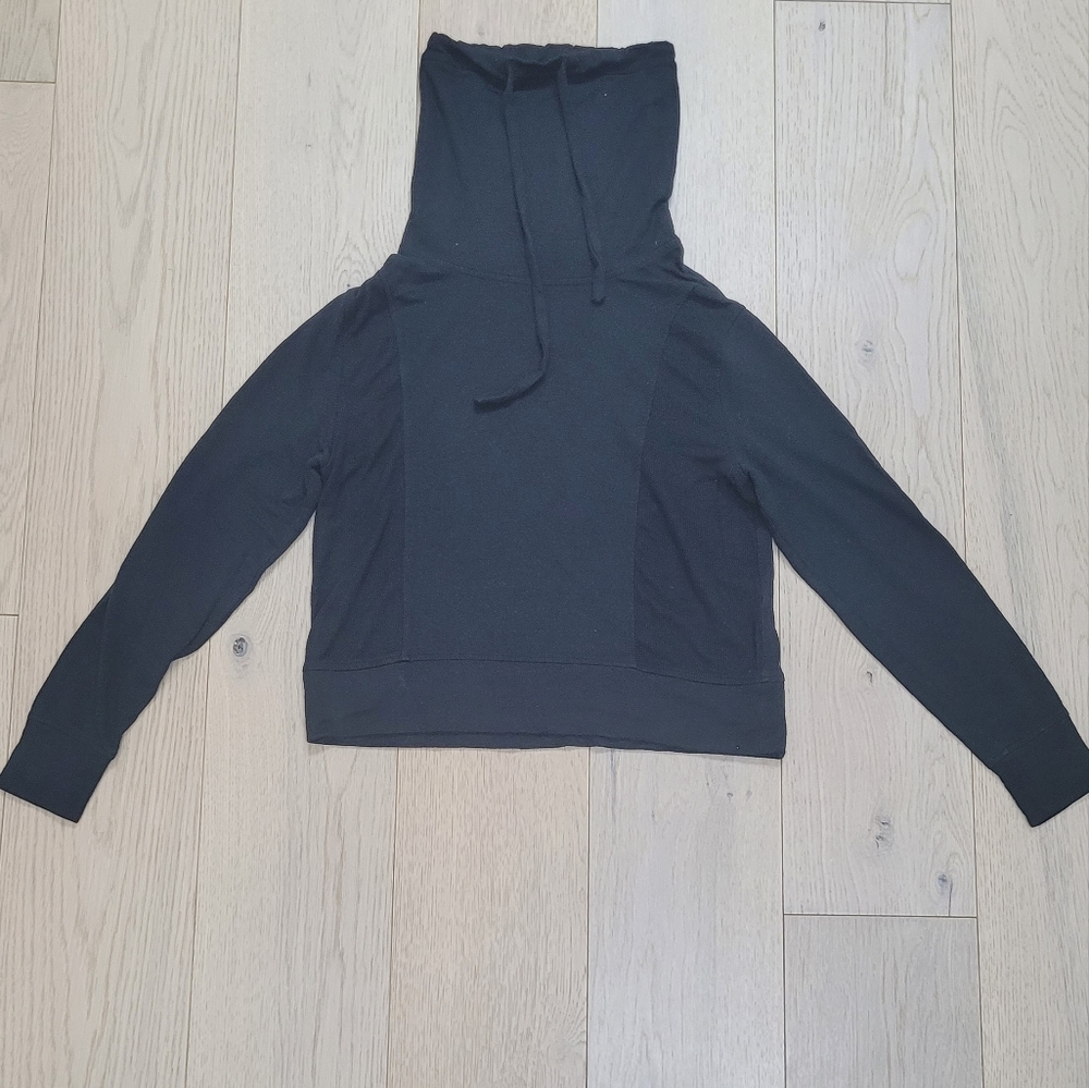 Athleta cowl neck sweatshirt